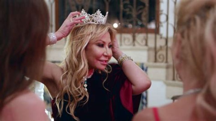 Anna Shay What you should definitely know about the 'Bling Empire' star