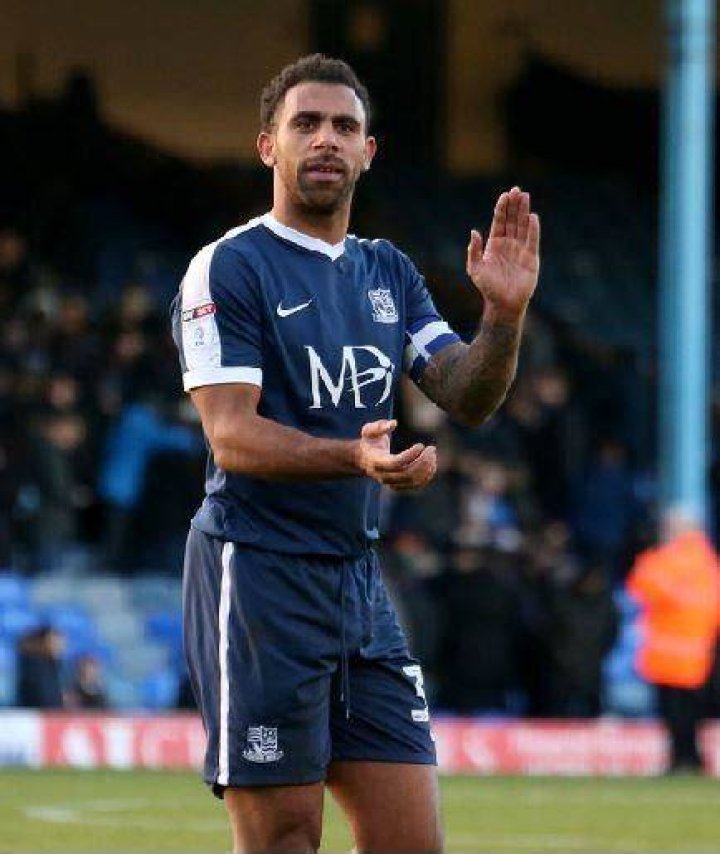 Anton Ferdinand Southend United captain gets &pound;2,500 speeding fine