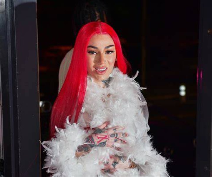 Bhad Bhabie Make A Major Record Efecto