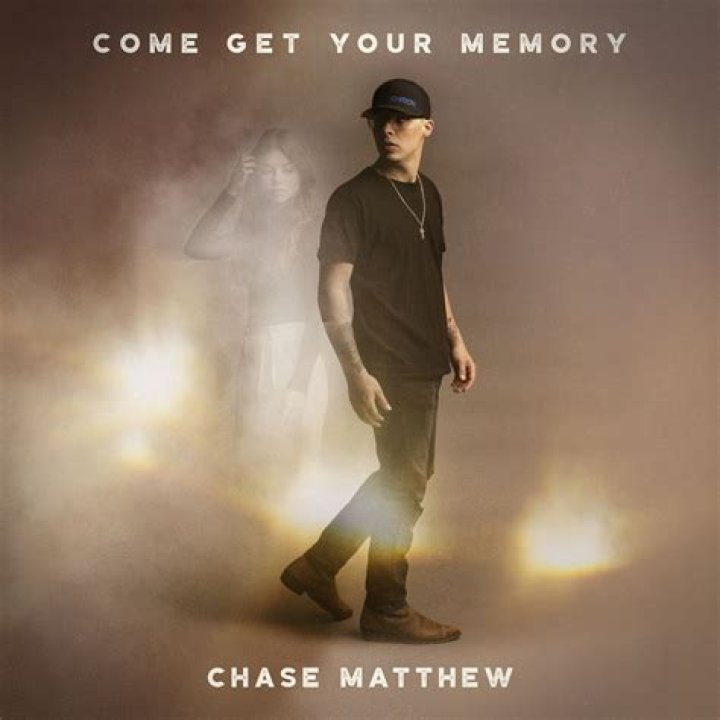 Chase Matthew Signs with Warner Music Nashville