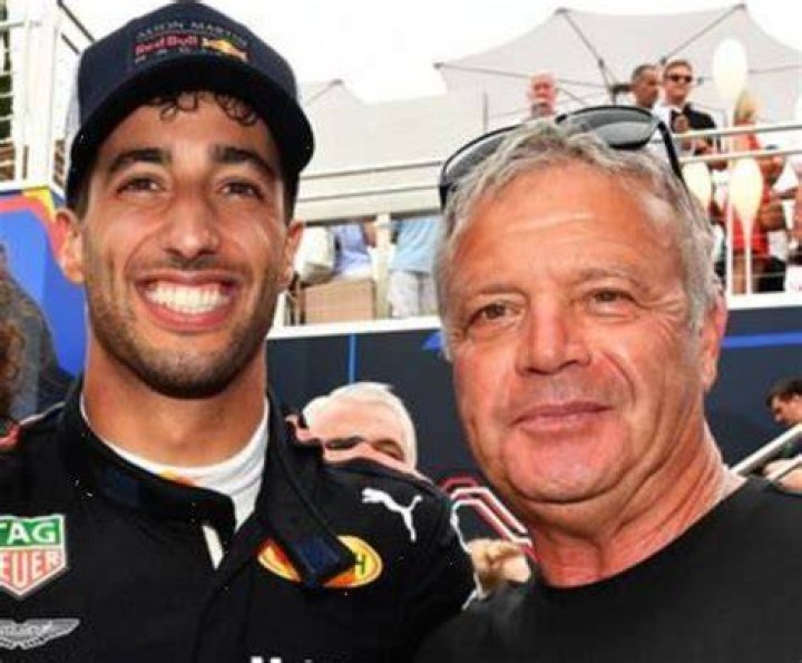 Daniel Ricciardo Father Net Worth wallpaper achkan