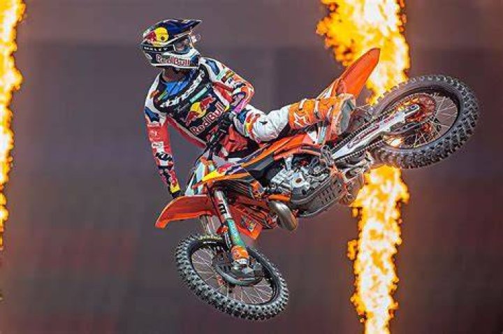 Eli Tomac on Winning the Final Round of Pro Motocross Racer X