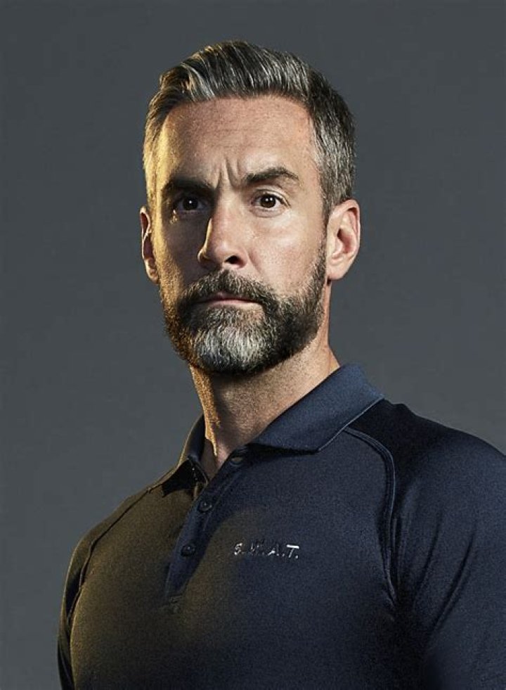 Jay Harrington (S.W.A.T.) Wiki Bio. Is he married? Wife, net worth