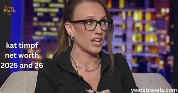 Kat Timpf Bio, Age, Net worth, without glasses and bikini photos