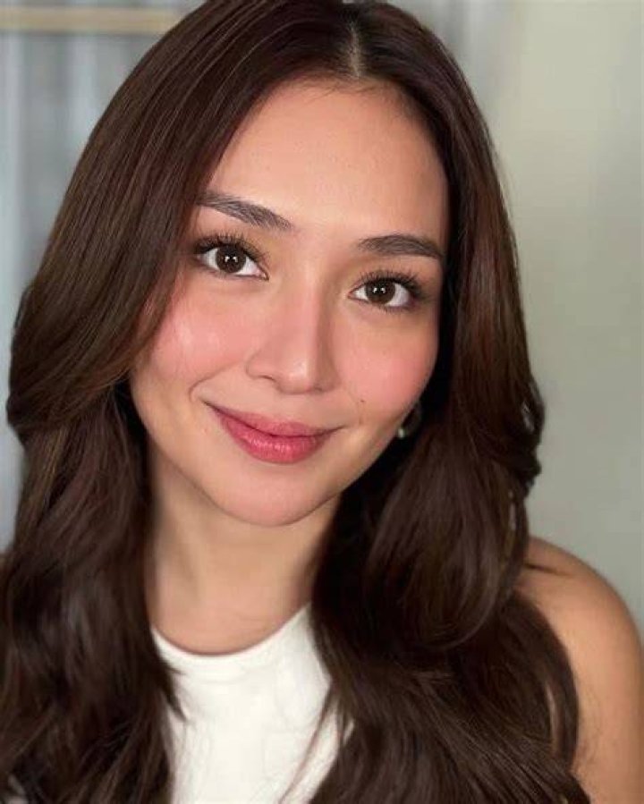 Kathryn Bernardo 🐘 on Instagram &ldquo;Few more hours before we leave this