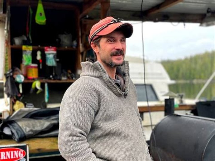 Life Below Zero Cole Sturgis Bio, Age, Married, Net Worth