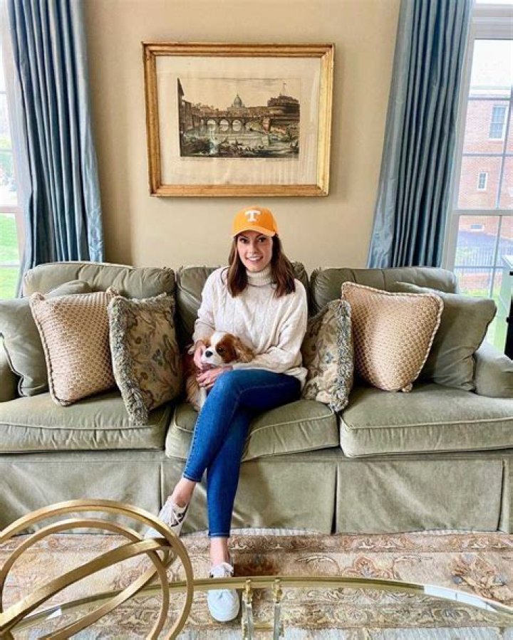 Lisa Boothe Age, partner, The Five, podcast, salary, profile, worth