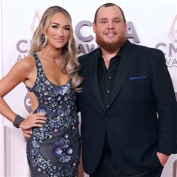 Luke Combs Net Worth Wife Famous People Today