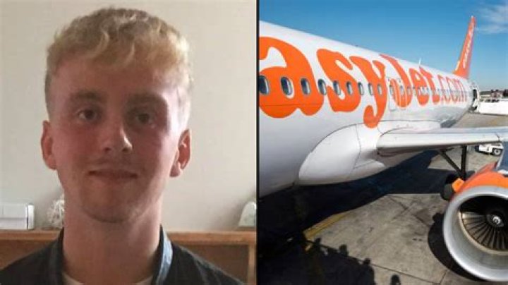 Man banned from flying after waving sex toy around and exposing