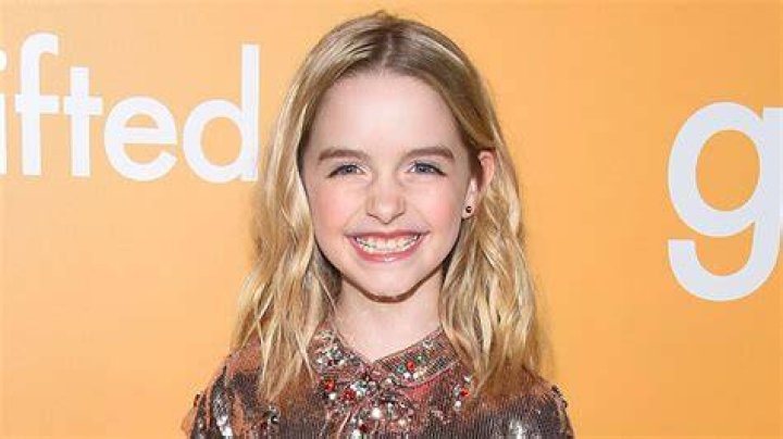 Mckenna Grace AlloCin&eacute;