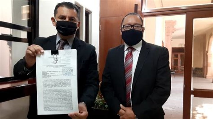 Presentan nueva solicitud de juicio pol&iacute;tico contra Romo