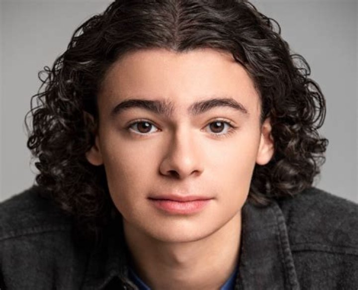 Raphael Alejandro Bio, Age, Net Worth, Height, Single, Nationality