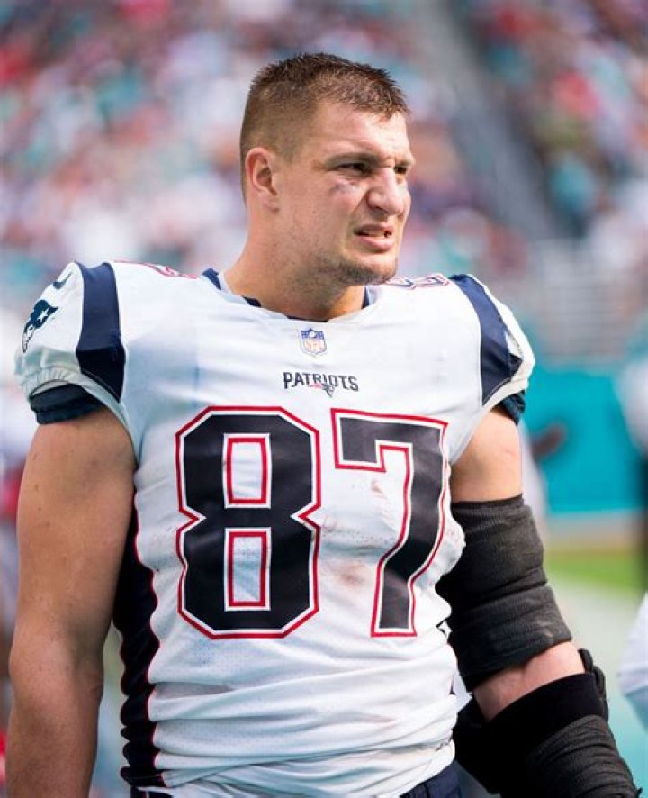 Rob Gronkowski's New Online Hobby Just Added 1.8 Million to His Bank
