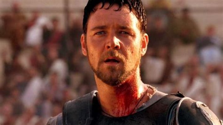Russell Crowe Is Really Angry Over the Hoverboard Ban on Airplanes
