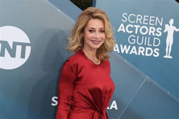 Sharon Lawrence's Measurements, Net Worth, Children, Age