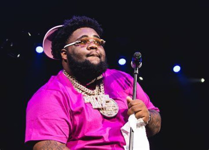 Tampa Bay rapper Rod Wave will give away 25,000 of free gas in St