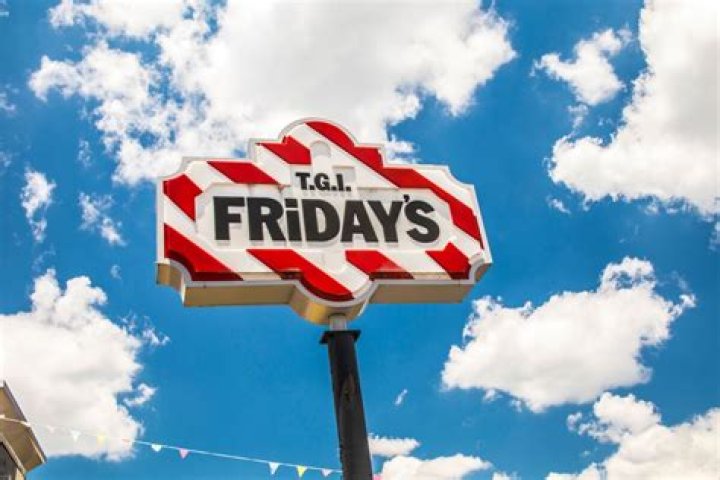 TGI Friday&rsquo;s Dangles 2,500 Vacation Reimbursement to Keep Staff