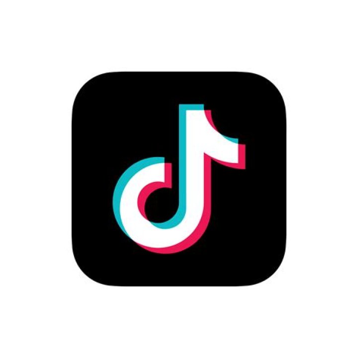 TikTok's Griffin Johnson Taking Dating Break After Dixie D'Amelio Split