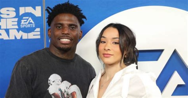 Tyreek Hill Wants Shared Custody of Son Complex