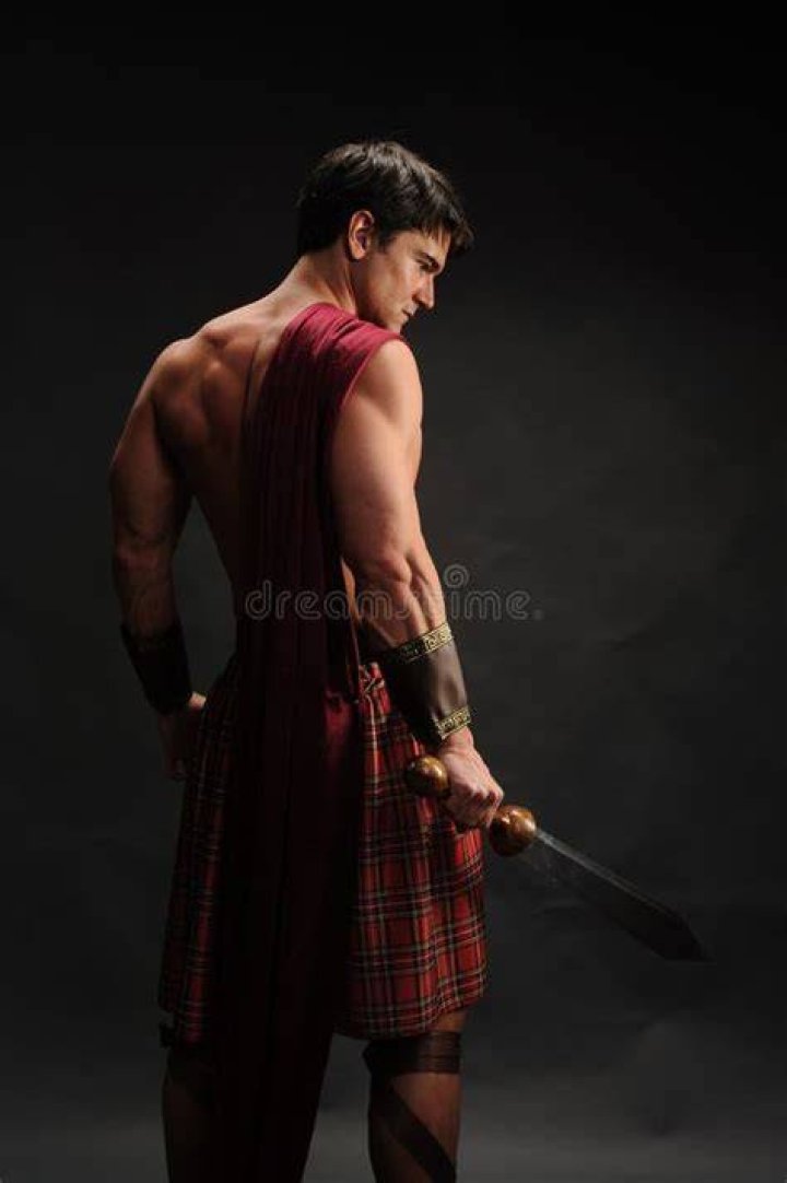 Una immagine sexy dell'attore napoletano Salvatore Ruocco. 182090