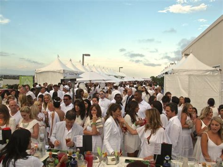 White Light White Night, Walk with Sally Benefit &mdash; Tasting Page