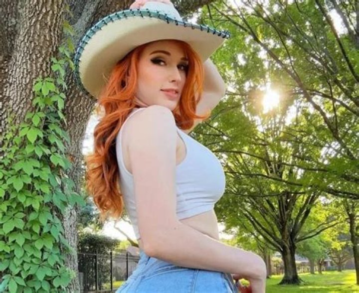 Who is Amouranth's Husband? Details & abuse allegations Dot Esports
